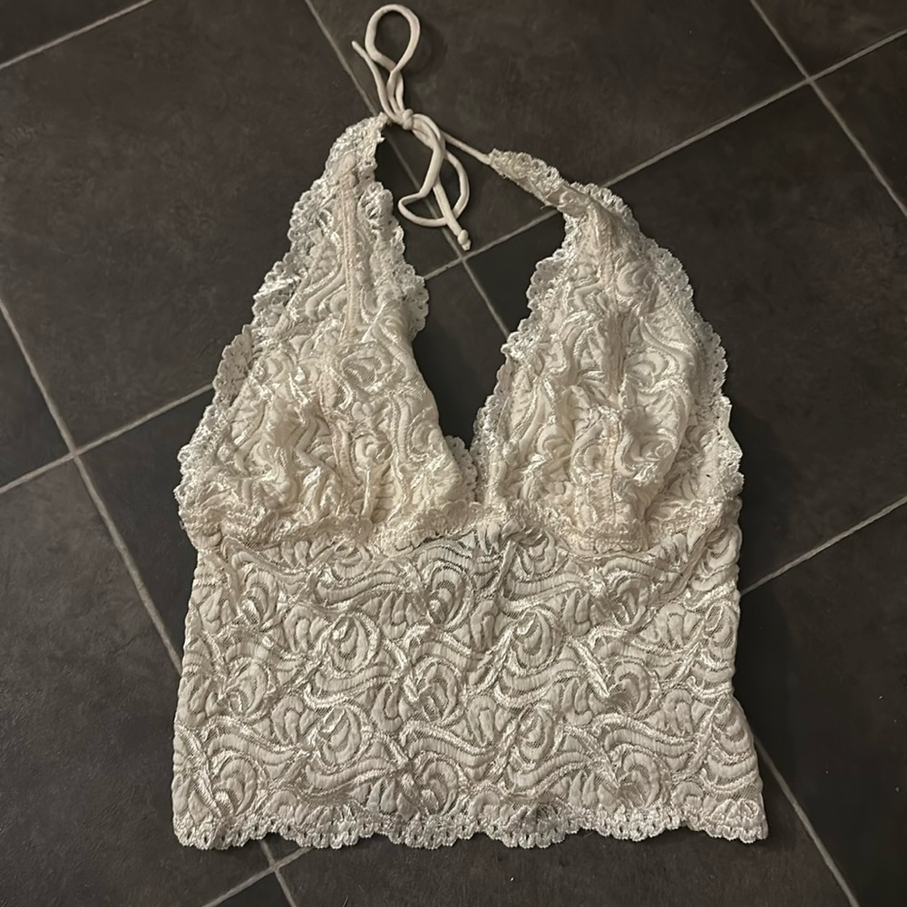 Bebe Crème Colored Halter Top